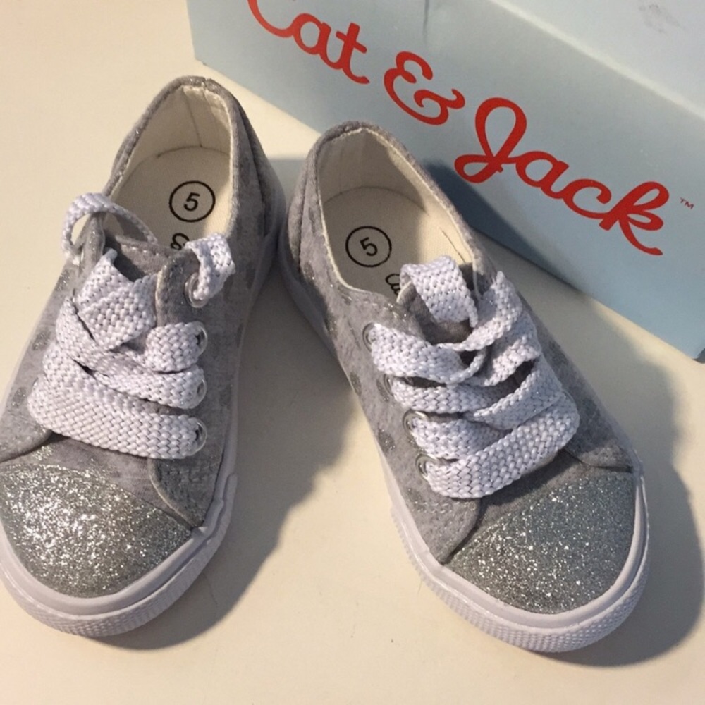 Toddler girls Cat & Jack toddler shoes size 5